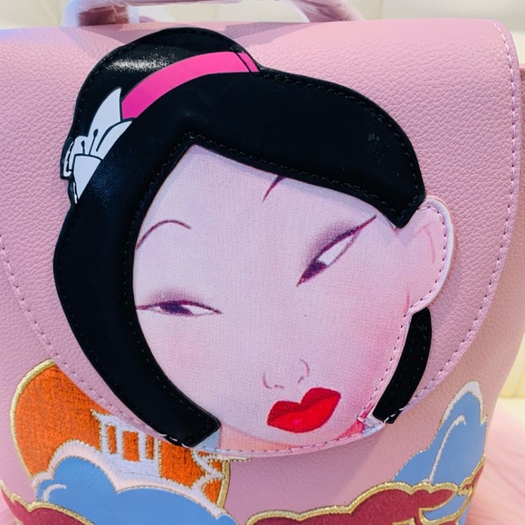 DANIELLE NICOLE DISNEY MULAN MINI BACKPACK - Picture 6 of 12